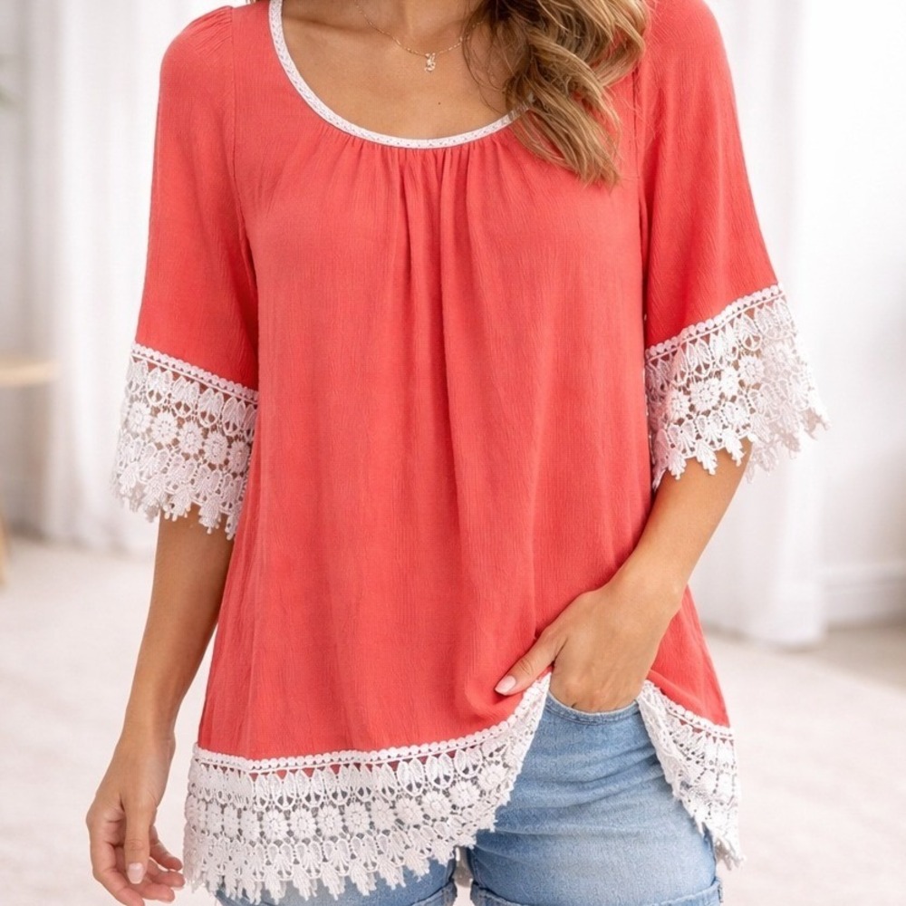 Umgee Coral Cottagecore Tunic Top M USA Cream Crochet Lace Sleeves and‎ Hem